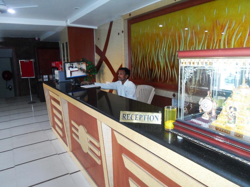 Psr Hotel Tirupati Kültér fotó