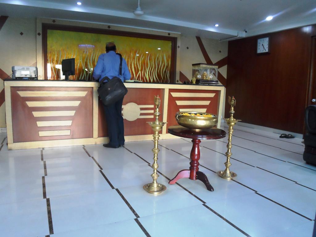 Psr Hotel Tirupati Kültér fotó